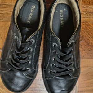 Old Navy Classic Black Lace-Up Shoes